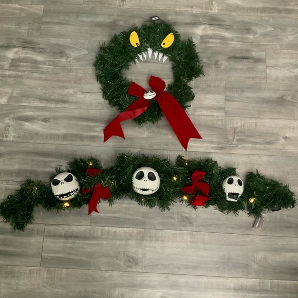 Bundle of Nightmare Before Christmas decor - Picture 3 of 8